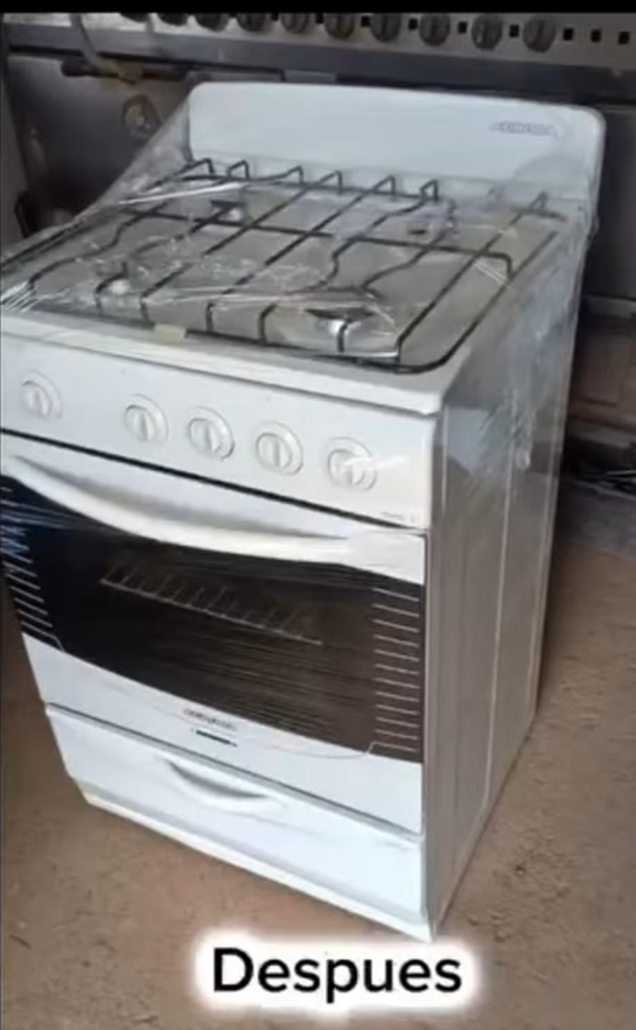 Cocina restaurada y lista para entregar